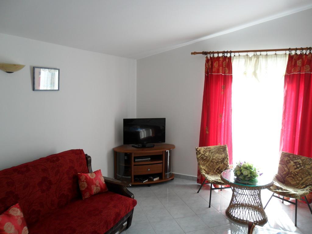 Apartments Kalluka スヴェティ・ステファン 部屋 写真