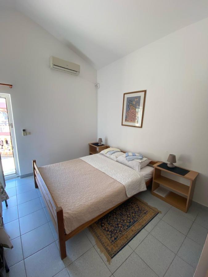 Apartments Kalluka スヴェティ・ステファン 部屋 写真