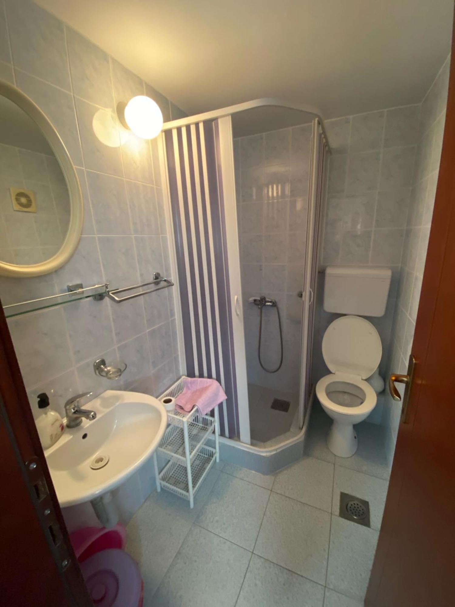 Apartments Kalluka スヴェティ・ステファン 部屋 写真