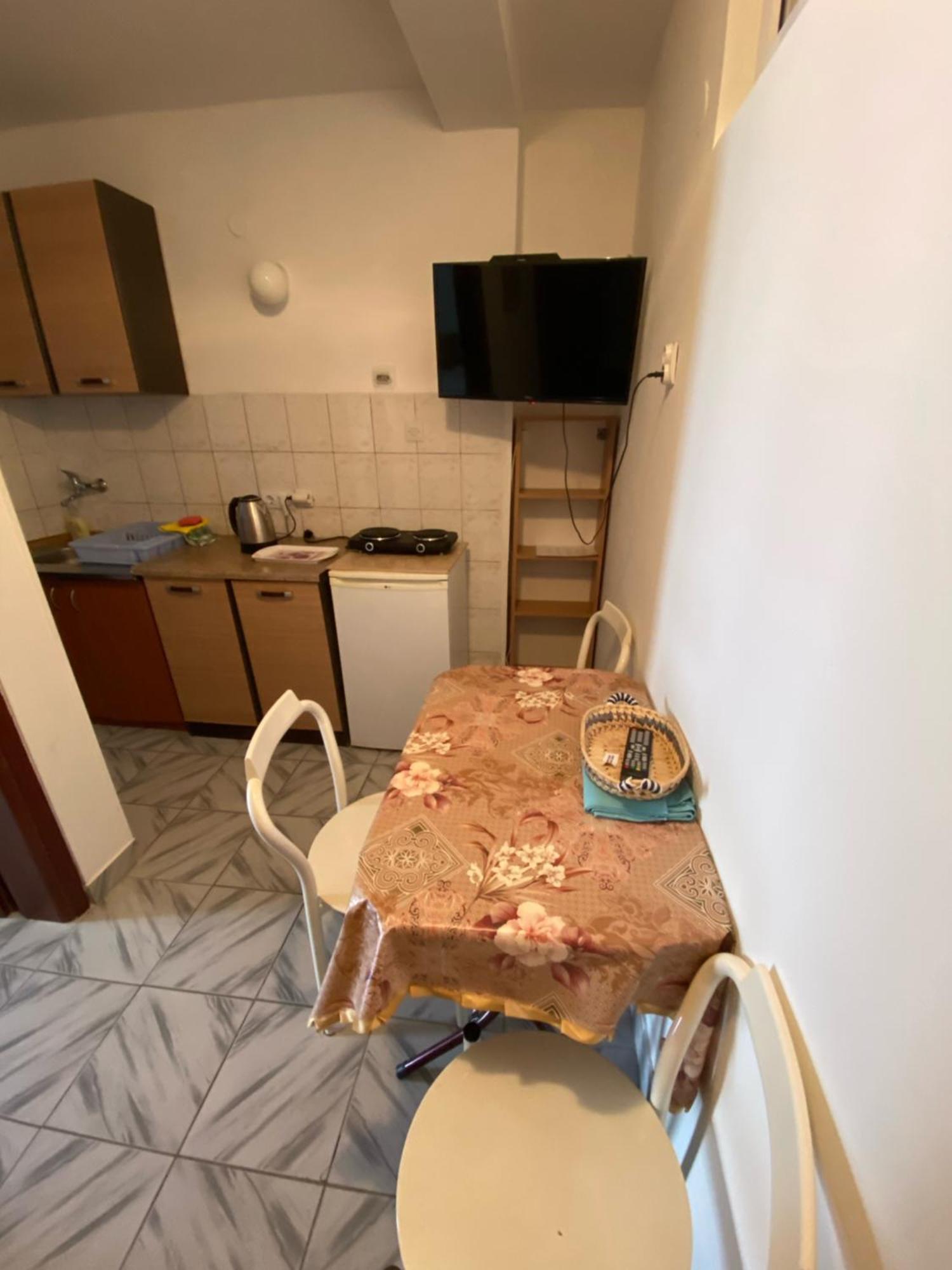Apartments Kalluka スヴェティ・ステファン 部屋 写真